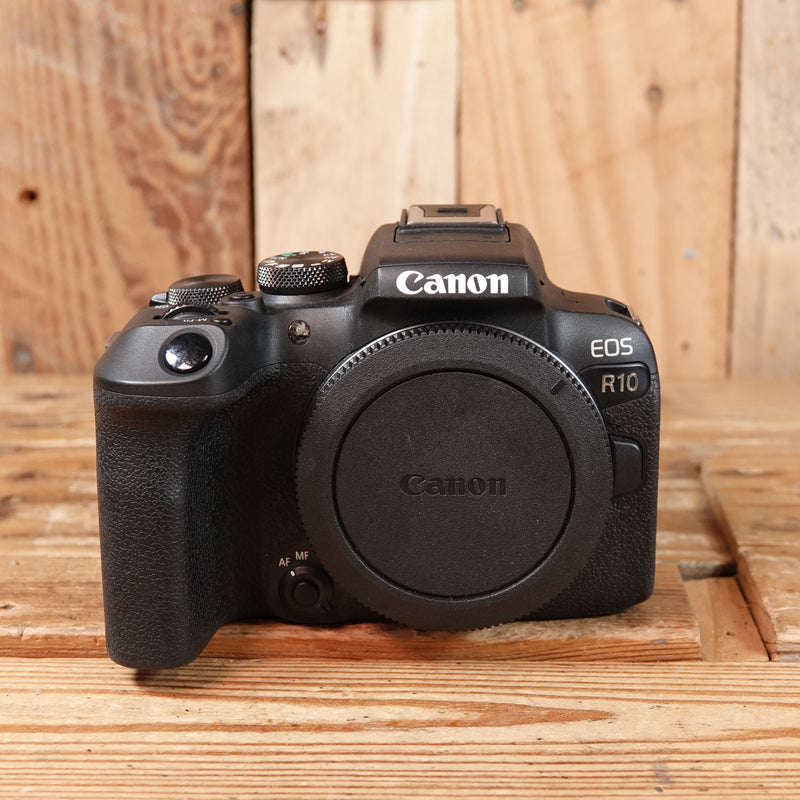 Used Canon EOS R10 Camera