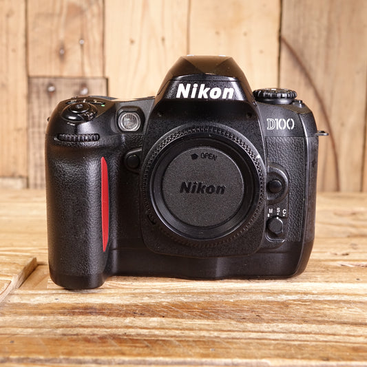 Used Nikon D100 Camera Body