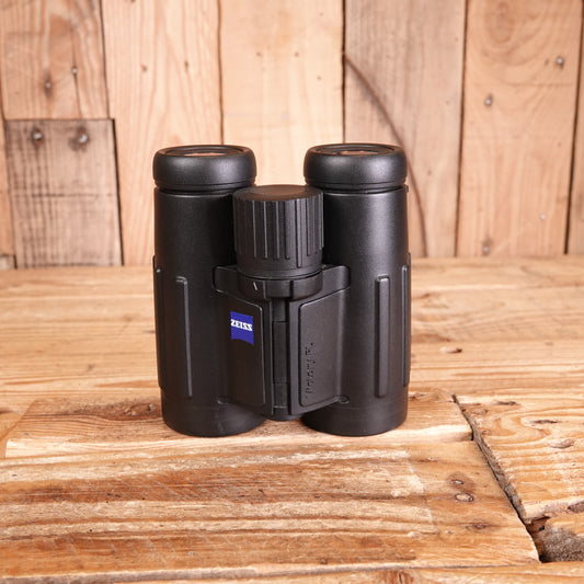Used Zeiss Victory FL T* 10x32 Black Binoculars