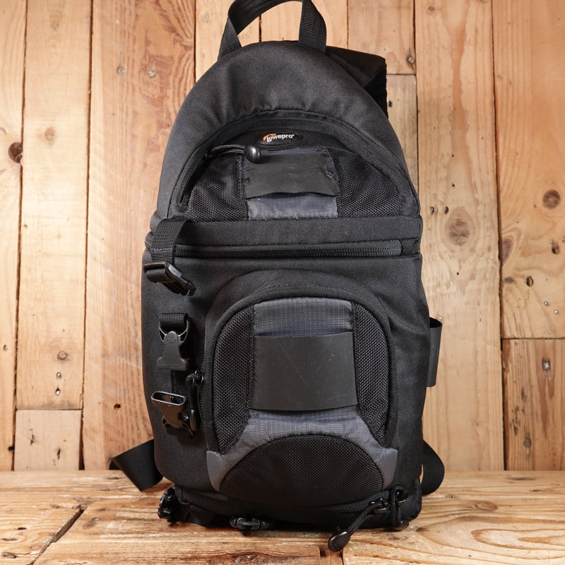 Used Lowepro Slingshot 100AW Shoulder bag