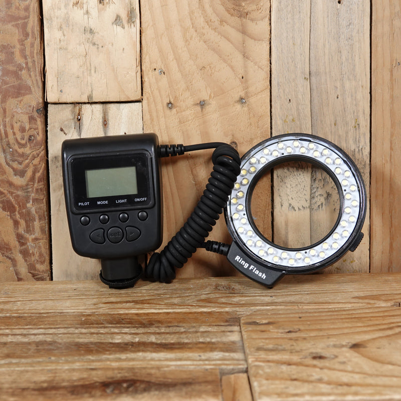 Used Neewer RF-650D LED Ring Flash