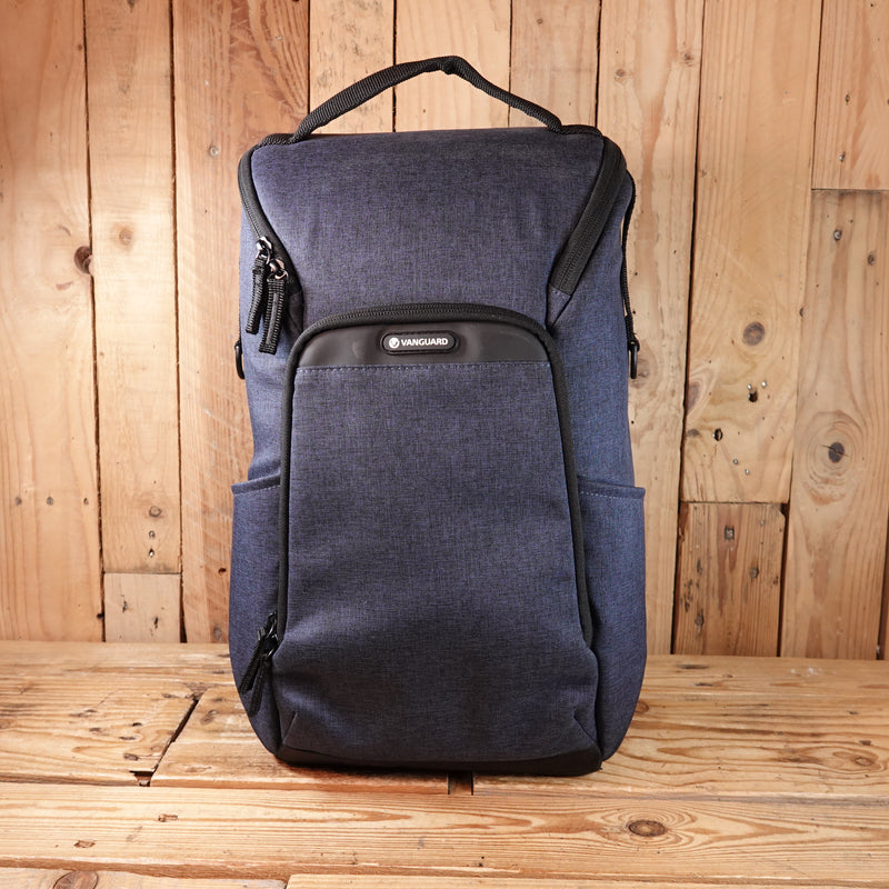 Used Vanguard Vesta Aspire 41 Blue Backpack