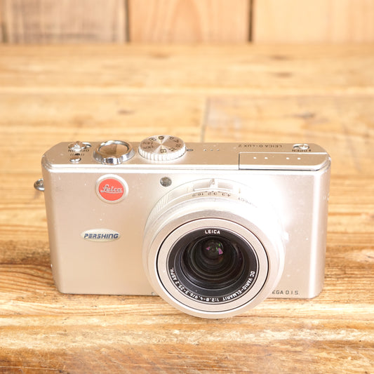 Used Leica D-Lux 2 Compact Camera