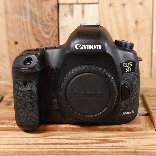 Used Canon EOS 5D Mark III Digital SLR Camera Body