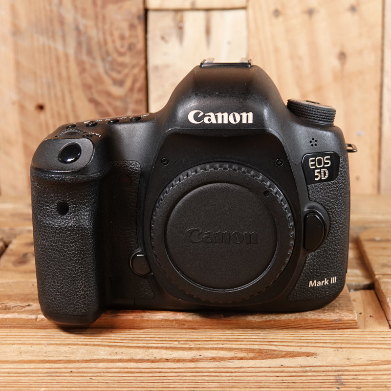 Used Canon EOS 5D Mark III Digital SLR Camera Body
