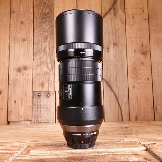 Used Olympus M.Zuiko 300mm F4 ED IS Pro Lens