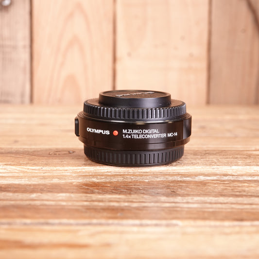 Used Olympus MC-14 Tele Converter 1.4x for 40-150 f2.8 & 300 f4