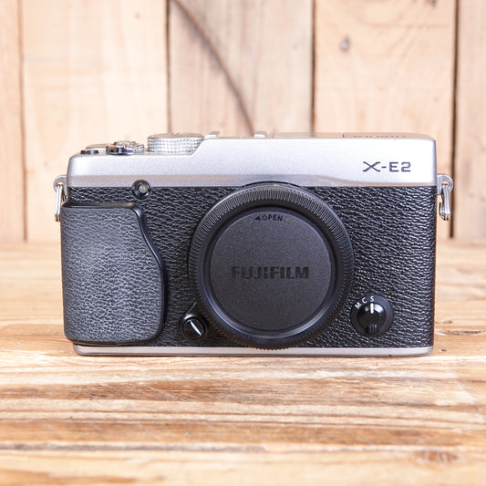 Used Fujifilm X-E2 Silver Camera Body