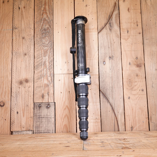 Used Benro Supadupa MSD46C monopod