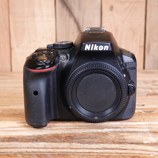 Used Nikon D5300 Camera Body Image 1