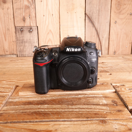 Used Nikon D7000 DSLR Camera Body