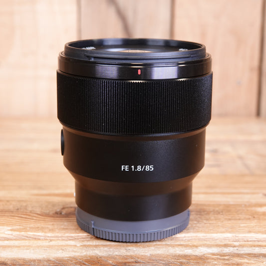 Used Sony FE 85mm F1.8 Lens