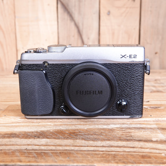 Used Fujifilm X-E2 Silver Camera Body