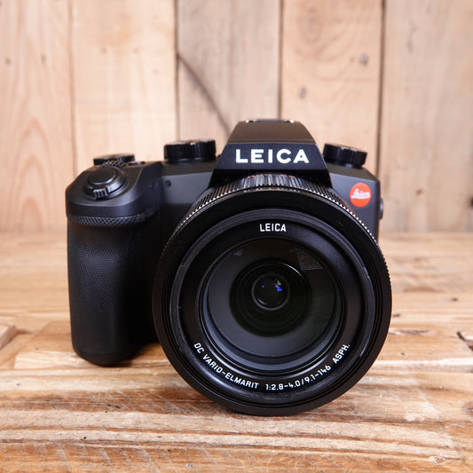 Used Leica V-Lux 5 Camera 19120