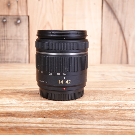 Used Panasonic AF 14-42mm F3.5-5.6 Mega OIS Micro Four Thirds Fit Lens