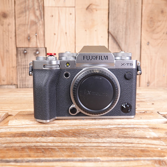 Used Fujifilm X-T5 Camera Body - Silver