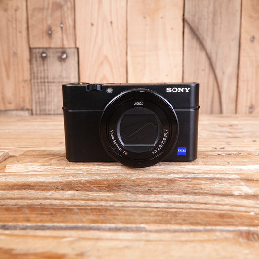 Used Sony CyberShot RX100 Mark III Digital Camera