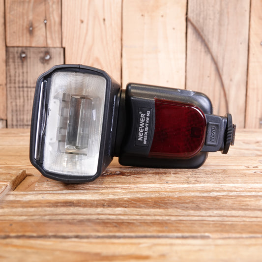 Used Neewer NW562 Speedlight - Canon Fit