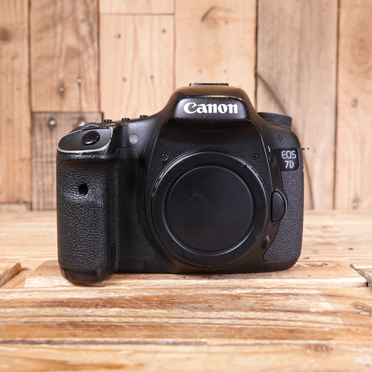 Used Canon 7D DSLR Camera Body
