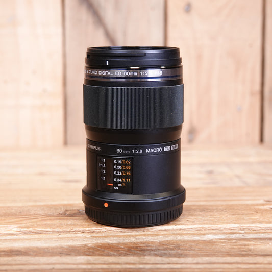 Used Olympus AF M.Zuiko 60mm F2.8 Macro Lens Micro Four Thirds