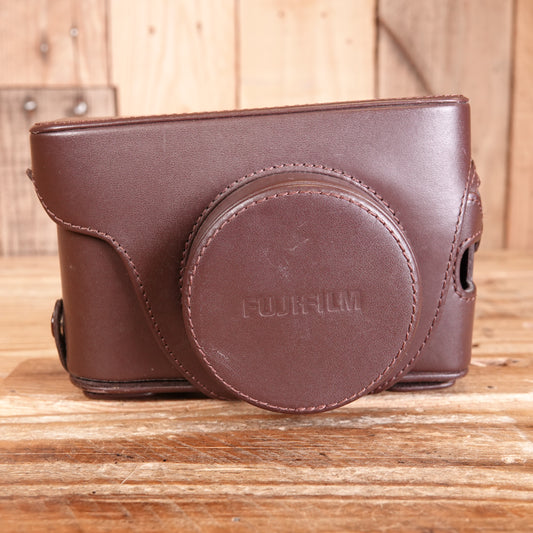 Used Fujifilm X100t Brown Leather case LC-X100t with strap