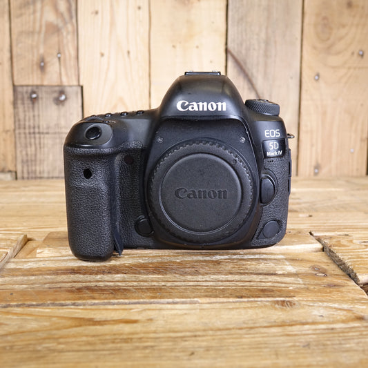 Used Canon EOS 5D Mark IV Digital SLR Camera Body