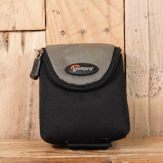 Used Lowepro D-Res 8M Camera