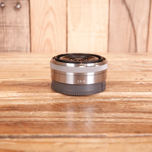Used Sony E 16mm F2.8 Silver Pancake Lens