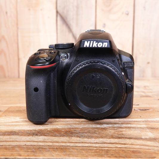 Used Nikon D5300 Camera Body