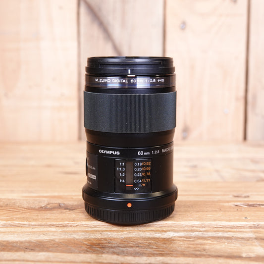 Used Olympus AF M.Zuiko 60mm F2.8 Macro Lens Micro Four Thirds