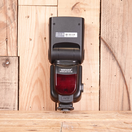 Used Neewer NW562 Speedlight - Canon Fit