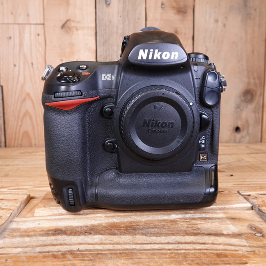 Used Nikon D3S Digital SLR Camera Body