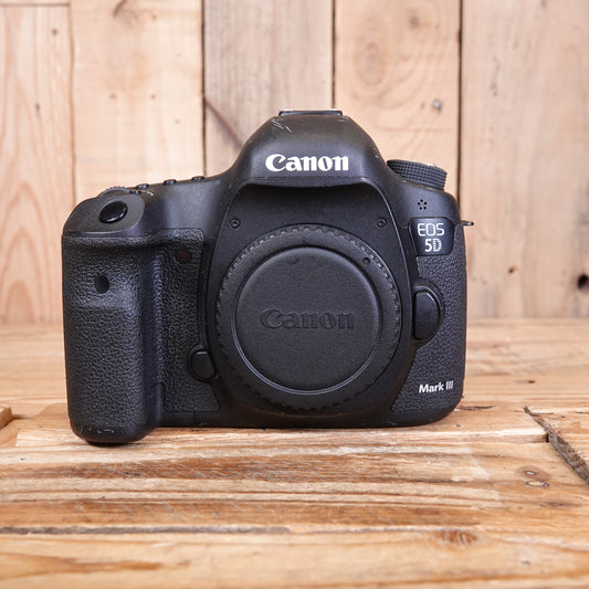 Used Canon EOS 5D Mark III Digital SLR Camera Body