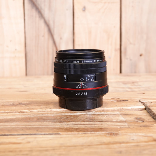 Used Pentax-DA 35mm F2.8 Macro HD Lens