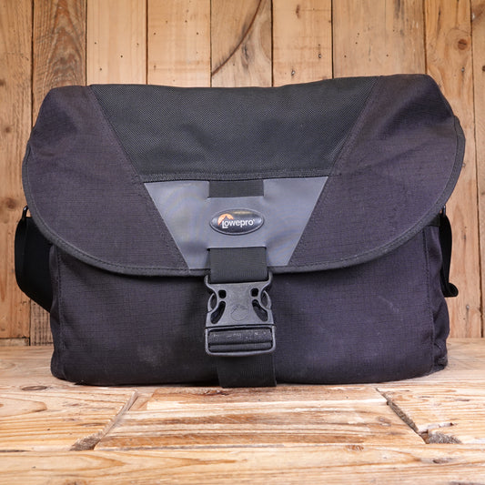 Used Lowepro Stealth Reporter D650 AW Bag