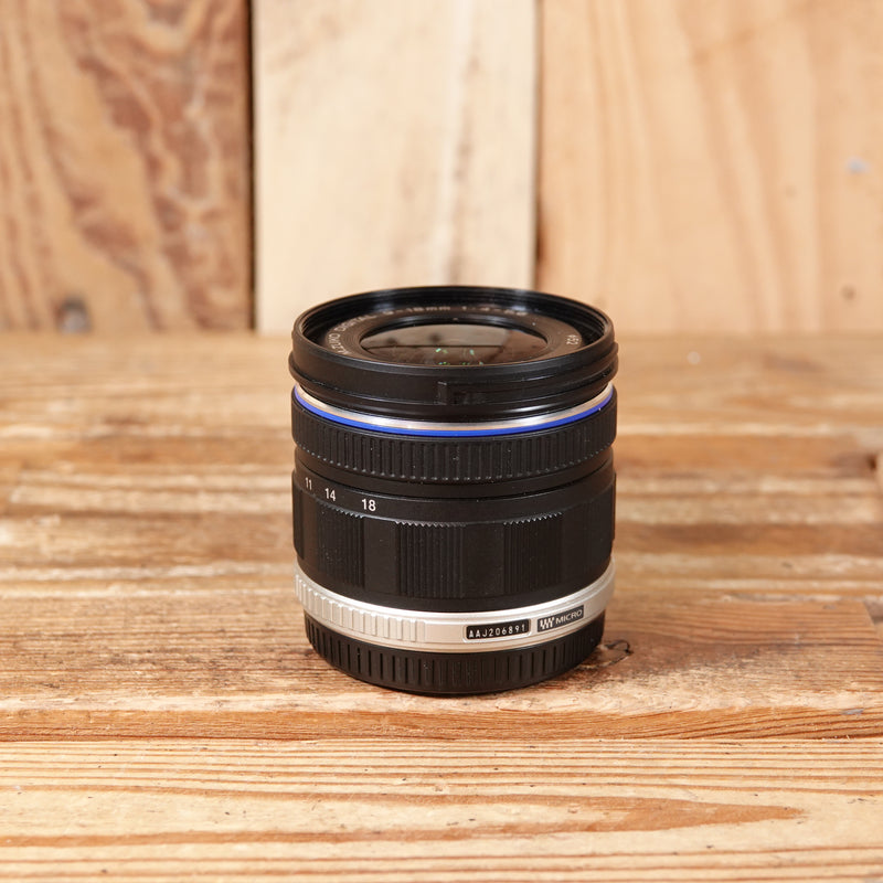 Used Olympus 9-18mm M.Zuiko F4-5.6 ED Lens
