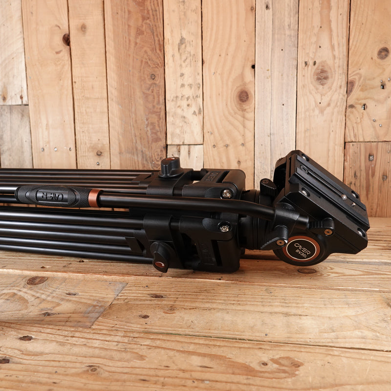 Used Cayer BV-30L Video Tripod & Case