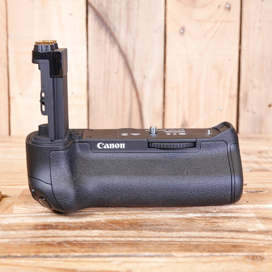 Used Canon BG-E16 Battery Grip for EOS 7D Mark II