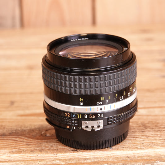 Used Nikon Nikkor 28mm f3.5 Ais Lens