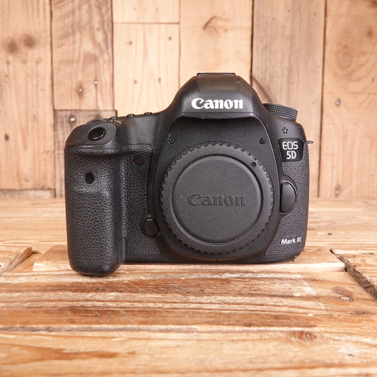 Used Canon EOS 5D Mark III Digital SLR Camera Body