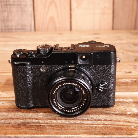 Used Fuji X10 Black Camera