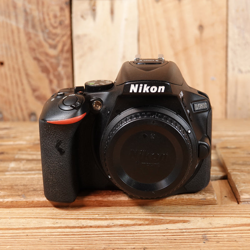 Used Nikon D5600 DSLR Camera Body
