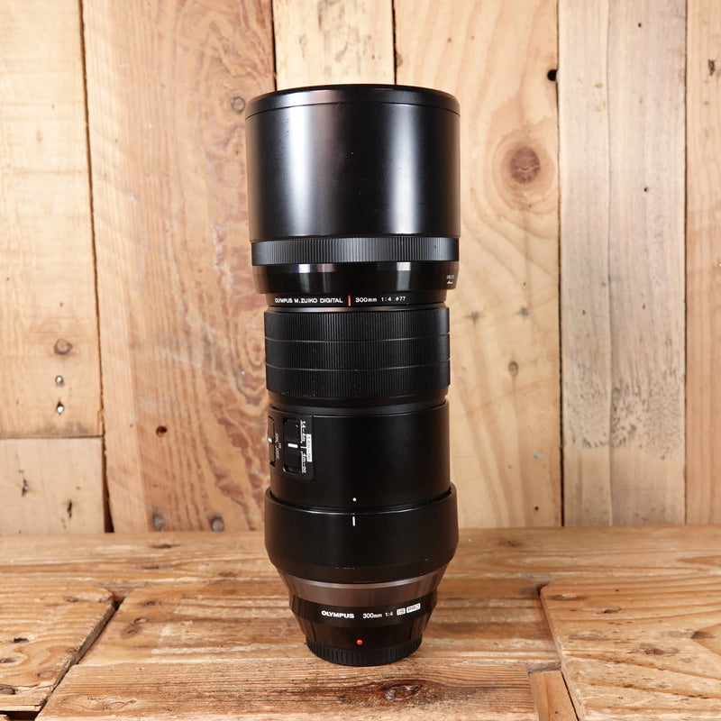 Used Olympus M.Zuiko 300mm F4 ED IS Pro Lens