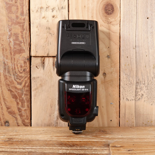 Used Nikon SB-910 Speedlight
