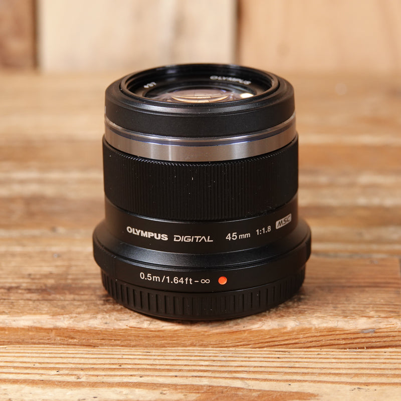 Used Olympus M Zuiko 45mm F1.8 Black Micro Four Thirds Lens