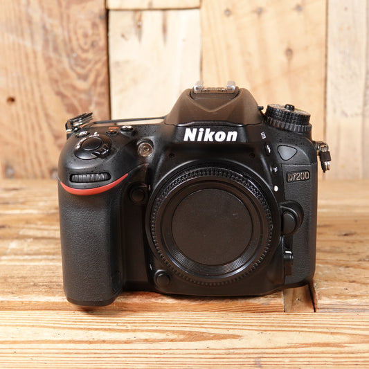 Used Nikon D7200 DSLR Camera Body
