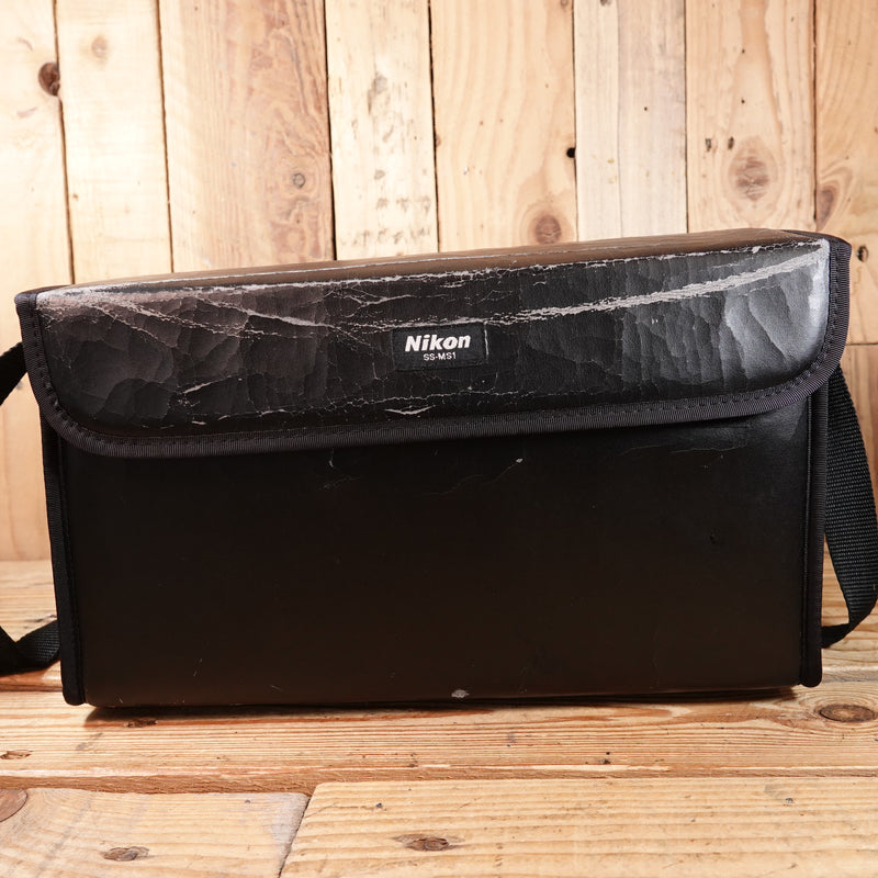 Used Nikon Close-Up Speedlight Commander Kit SB-R1C1