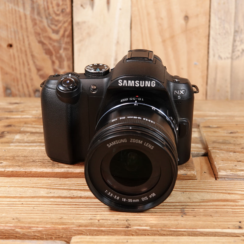 Used Samsung NX5 with 18-55mm f3.5-5.6 OIS Lens