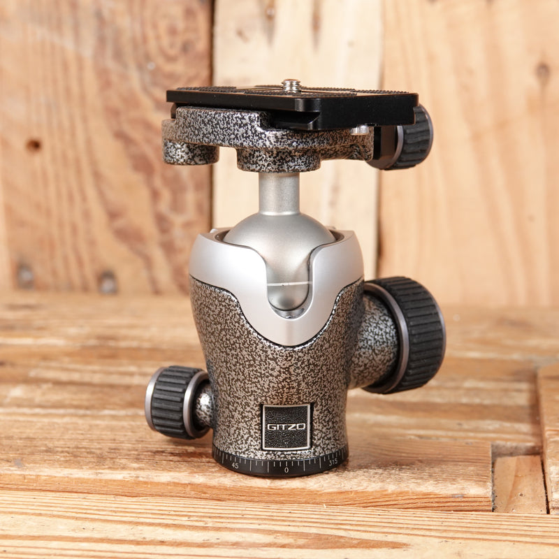 Used Gitzo GH1382QD Center Ball Head