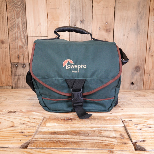 Used Lowepro Nova 3 Shoulder bag